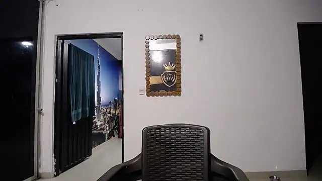 Snapshot of yohacriss chatting on 10, 9, 2025 yohacriss online show from 10, 9, 2025