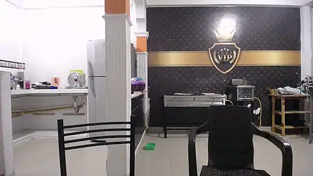 Snapshot of yohacriss chatting on 22, 10, 2025 yohacriss online show from 22, 10, 2025