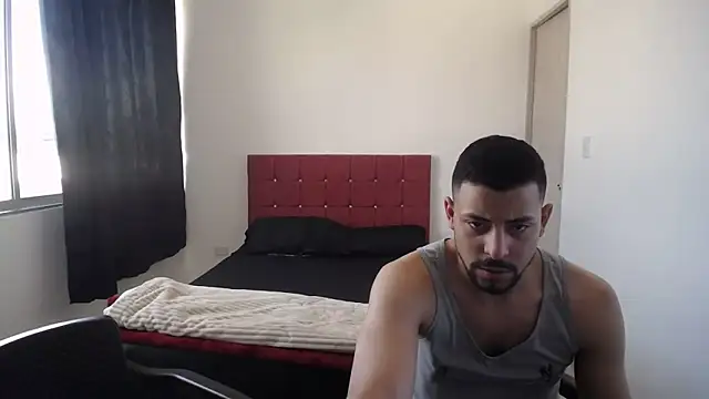 Snapshot of yohacriss chatting on 7, 11, 2025 yohacriss online show from 7, 11, 2025