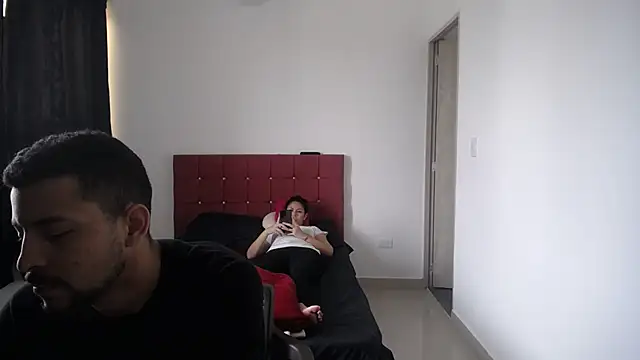 Snapshot of yohacriss chatting on 16, 11, 2025 yohacriss online show from 16, 11, 2025