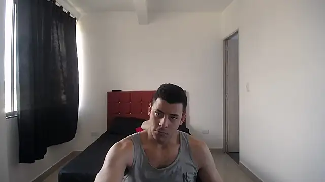 Snapshot of yohacriss chatting on 17, 11, 2025 yohacriss online show from 17, 11, 2025