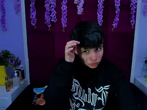 Bruno Cruzz online show from 29, 10, 2025