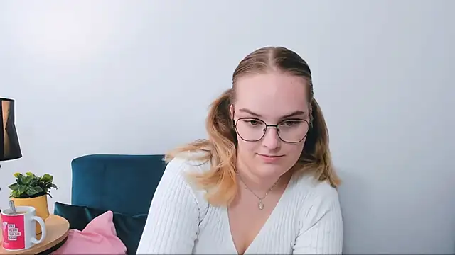 AliceCrazy69 online show from 25, 9, 2025