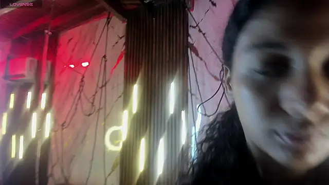 VictoriaDuart online show from 1, 11, 2025