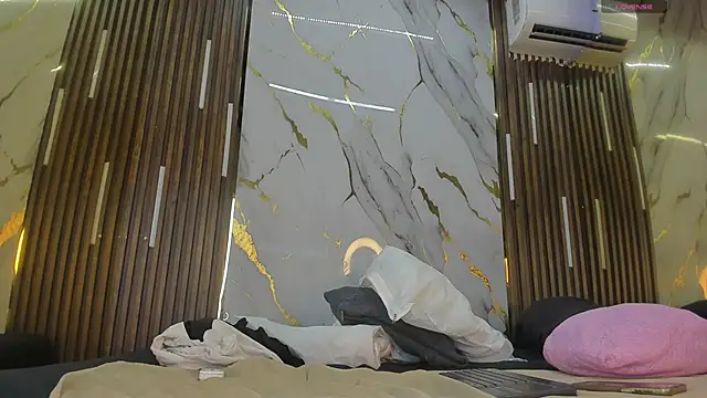 VictoriaDuart online show from 20, 12, 2025