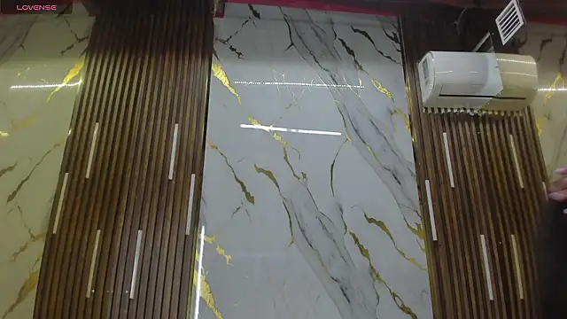 VictoriaDuart online show from 7, 3, 2026