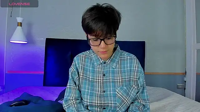 Tsuki Maru online show from 4, 11, 2025