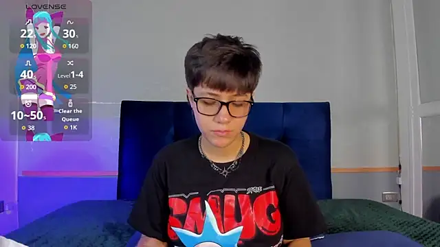 Tsuki Maru online show from 25, 11, 2025