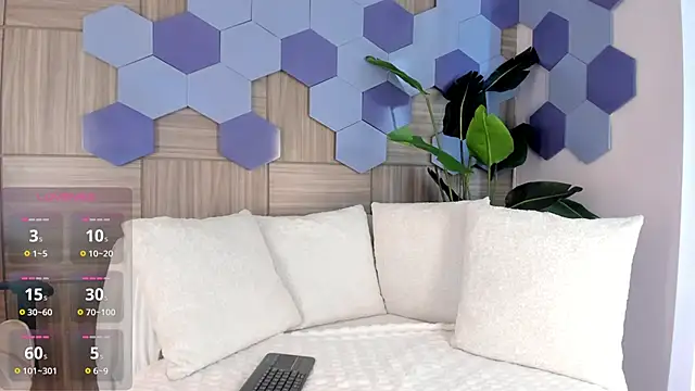 Snapshot of MilaGrace1 chatting on 9, 2, 2026 MilaGrace1 online show from 9, 2, 2026