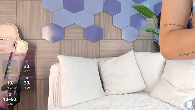 Snapshot of MilaGrace1 chatting on 10, 2, 2026 MilaGrace1 online show from 10, 2, 2026