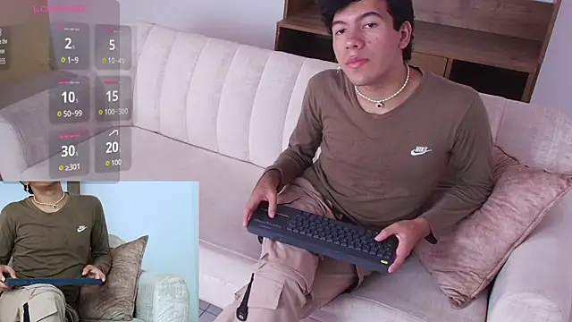 Snapshot of E_R_O_S_ chatting on 24, 9, 2025 E R O S online show from 24, 9, 2025