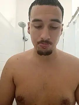 Jadriel23 online show from 11, 9, 2025