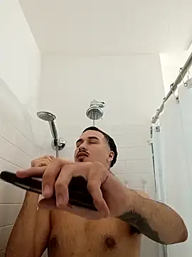 Jadriel23 online show from 5, 10, 2025