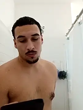 Jadriel23 online show from 10, 10, 2025