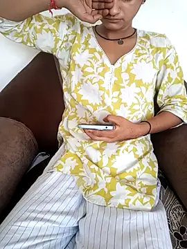 Snapshot of Student_girl2 chatting on 26, 9, 2025 Student girl2 online show from 26, 9, 2025