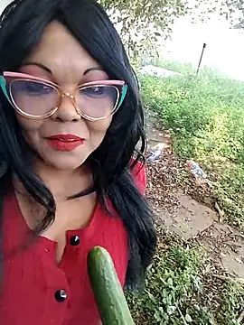 Snapshot of hemilynthomas2467 chatting on 22, 5, 2026 hemilynthomas2467 online show from 22, 5, 2026