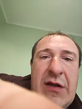 Snapshot of zurab39 chatting on 4, 12, 2025 zurab39 online show from 4, 12, 2025