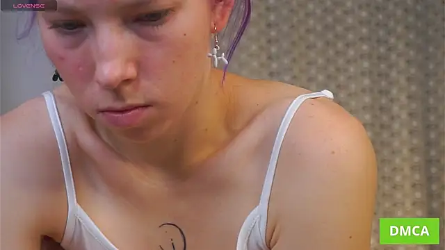 JuliannaWenger online show from 27, 10, 2025