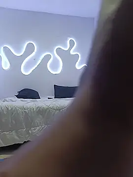 GabyMontenegro online show from 13, 4, 2026