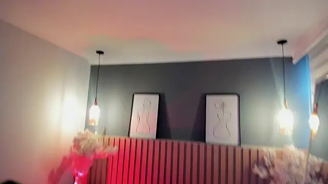 Mila Hank  online show from 2, 3, 2026