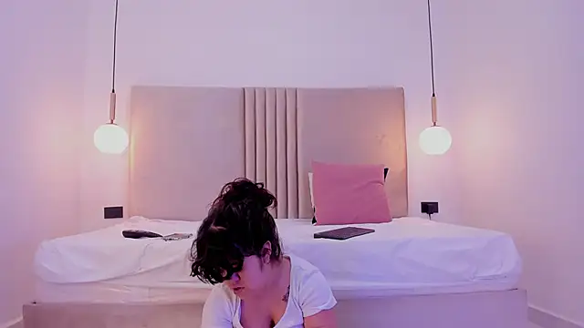 Snapshot of PamelaBonnet_mml chatting on 22, 11, 2025 PamelaBonnet mml online show from 22, 11, 2025