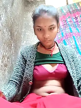 Idhika Jha online show from 4, 12, 2025