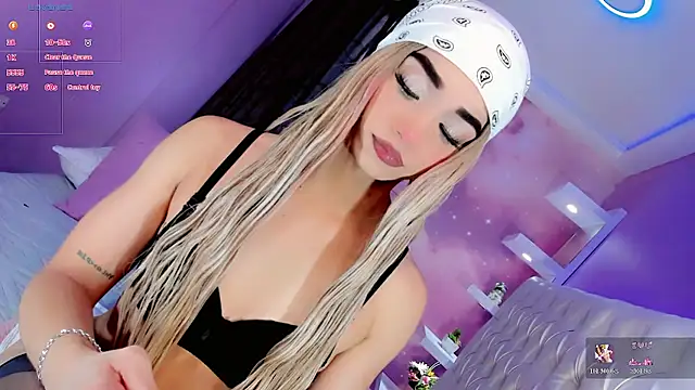 Snapshot of Nauthy_girl chatting on 19, 5, 2026 Nauthy girl online show from 19, 5, 2026
