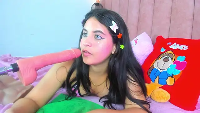 LizzyOlsen online show from 22, 11, 2025