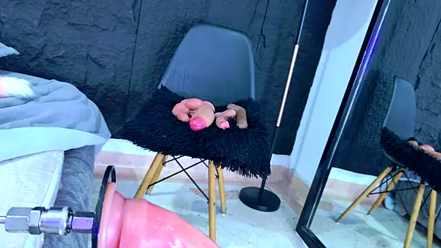LizzyOlsen online show from 27, 5, 2026