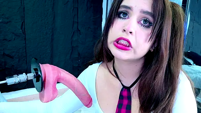 LizzyOlsen online show from 5, 7, 2026