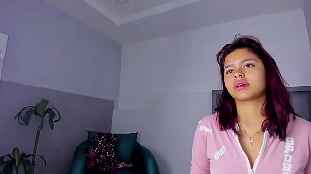 Snapshot of Sofia_villareal chatting on 3, 10, 2025 Sofia villareal online show from 3, 10, 2025