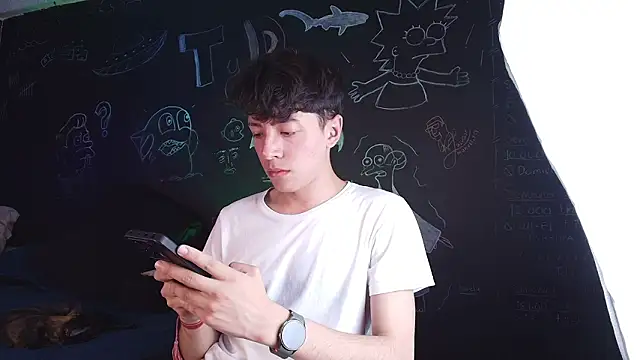 Dani Lips  online show from 6, 3, 2026