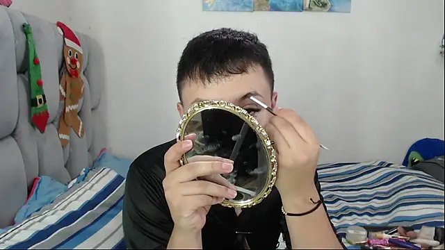 Snapshot of christopher_Hot chatting on 27, 11, 2025 christopher Hot online show from 27, 11, 2025