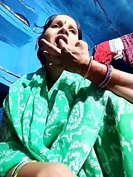 Snapshot of Jooli_xx chatting on 11, 9, 2025 Jooli xx online show from 11, 9, 2025