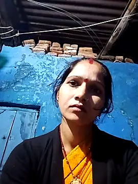 Snapshot of Jooli_xx chatting on 12, 10, 2025 Jooli xx online show from 12, 10, 2025