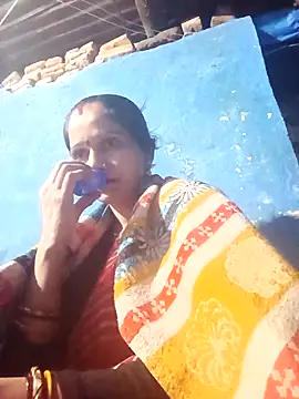 Snapshot of Jooli_xx chatting on 13, 10, 2025 Jooli xx online show from 13, 10, 2025