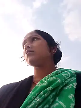 Snapshot of Jooli_xx chatting on 16, 10, 2025 Jooli xx online show from 16, 10, 2025