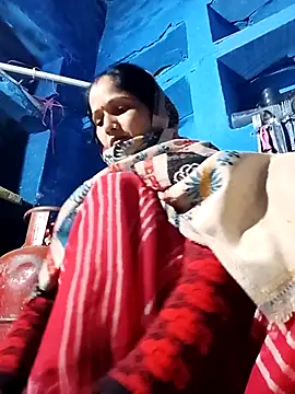 Snapshot of Jooli_xx chatting on 19, 11, 2025 Jooli xx online show from 19, 11, 2025