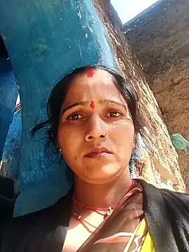 Jooli xx online show from 6, 3, 2026