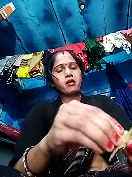 Jooli xx online show from 21, 3, 2026