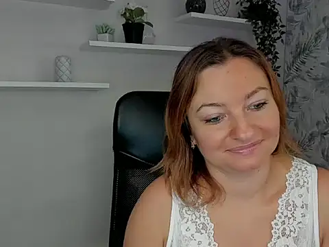 angelaSamt online show from 15, 9, 2025