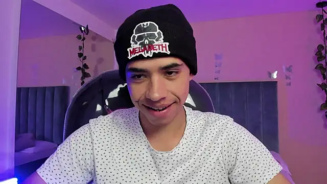 Muscle Scott online show from 21, 11, 2025