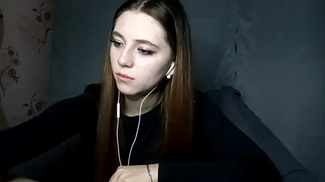 Sophiecuttie online show from 5, 10, 2025