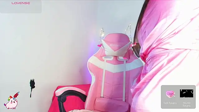 Snapshot of Abril1_gh chatting on 27, 10, 2025 Abril1 gh online show from 27, 10, 2025