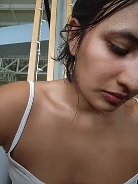 Snapshot of Rumy_2005 chatting on 19, 12, 2025 Rumy 2005 online show from 19, 12, 2025