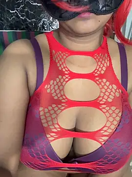 Snapshot of Hashini_69 chatting on 5, 7, 2026 Hashini 69 online show from 5, 7, 2026