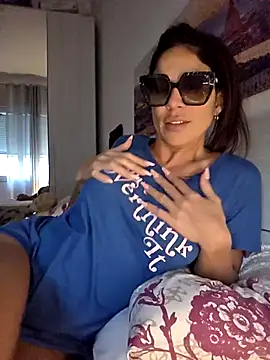 sexy7883 online show from 24, 10, 2025