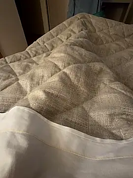 sexy7883 online show from 25, 10, 2025