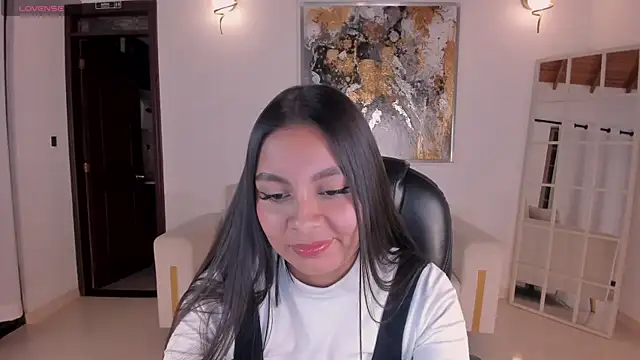 NinaBlum online show from 29, 9, 2025