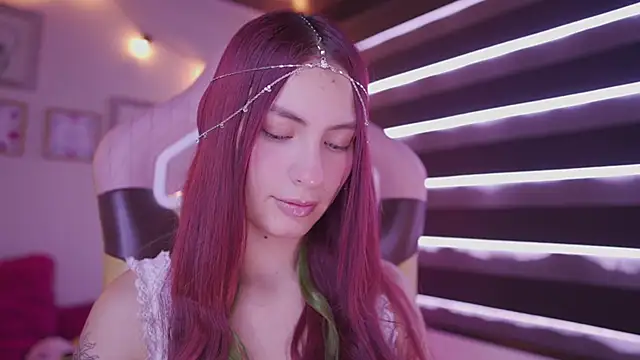 Snapshot of Rebecah_1 chatting on 10, 11, 2025 Rebecah 1 online show from 10, 11, 2025